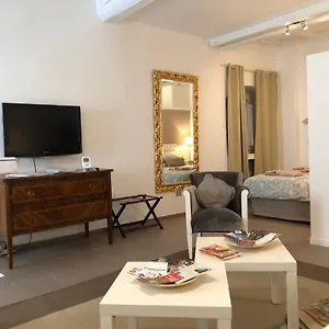 Appartamento Trentasette, Bologna
